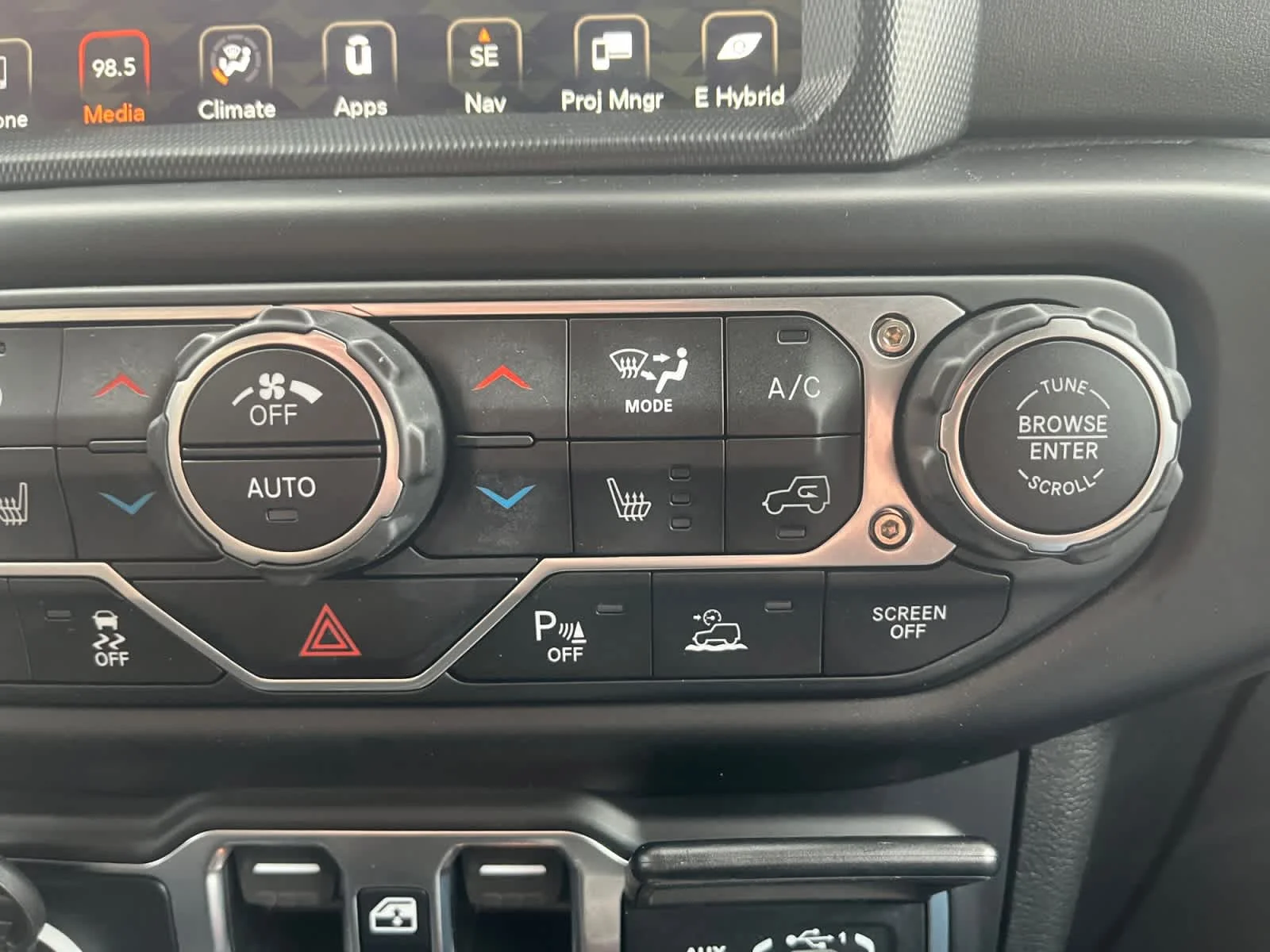 2023 Jeep Wrangler 4xe Sahara 4XE - Photo 31