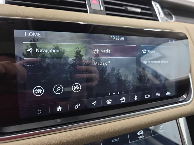 Used 2019 Blue Land Rover HSE image 20