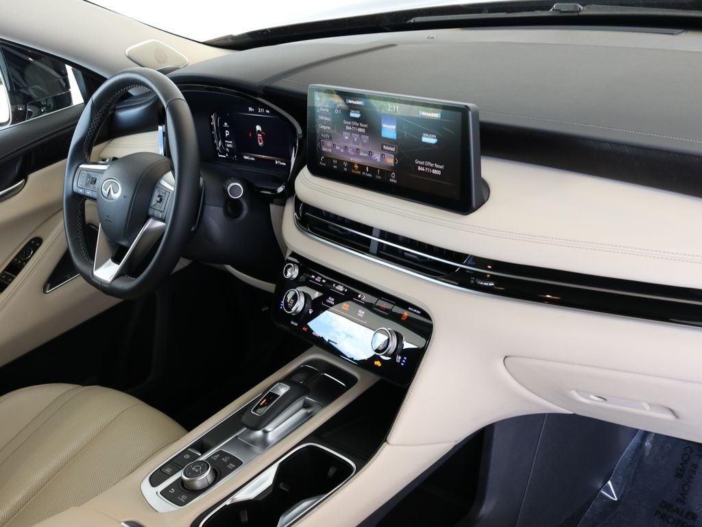 Certified Used 2025 Red INFINITI Sensory image 39