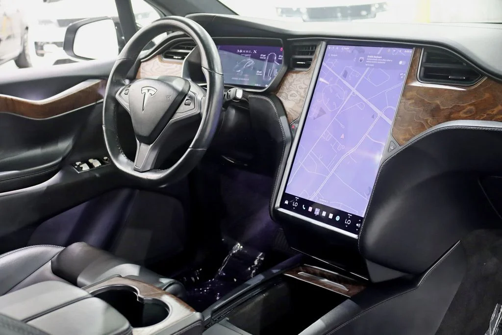Used 2020 Black Tesla Long Range image 31