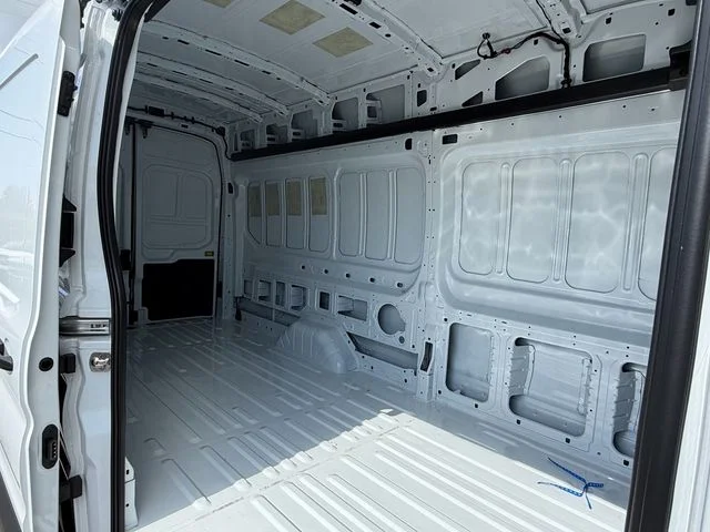 New 2026 Oxford White Ford Cargo Van image 22