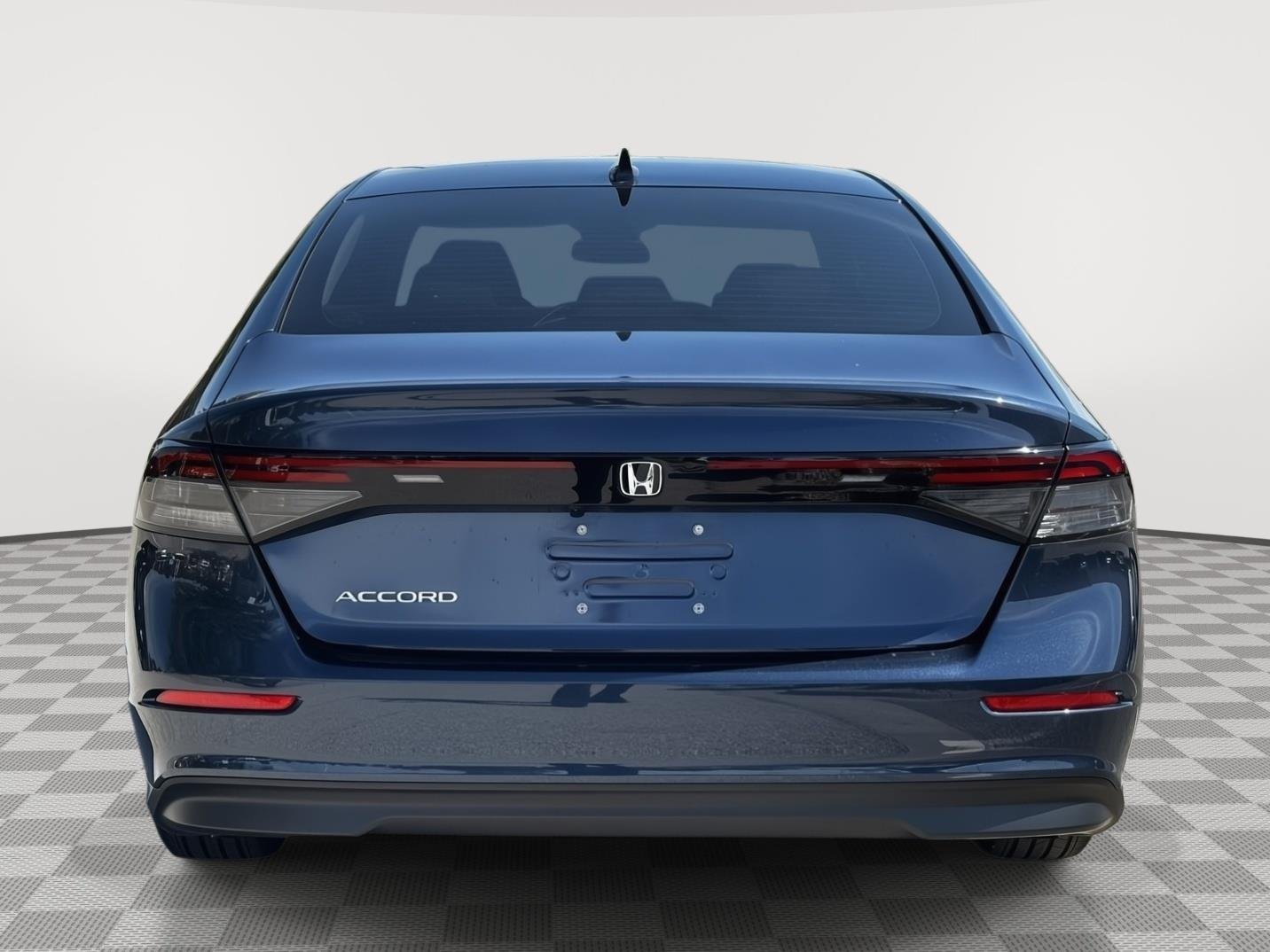 Used 2023 Canyon River Blue Metallic Honda EX image 4