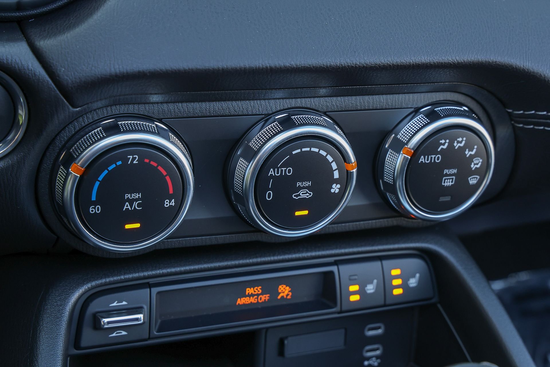 2026 Mazda MX-5 GT - Photo 15