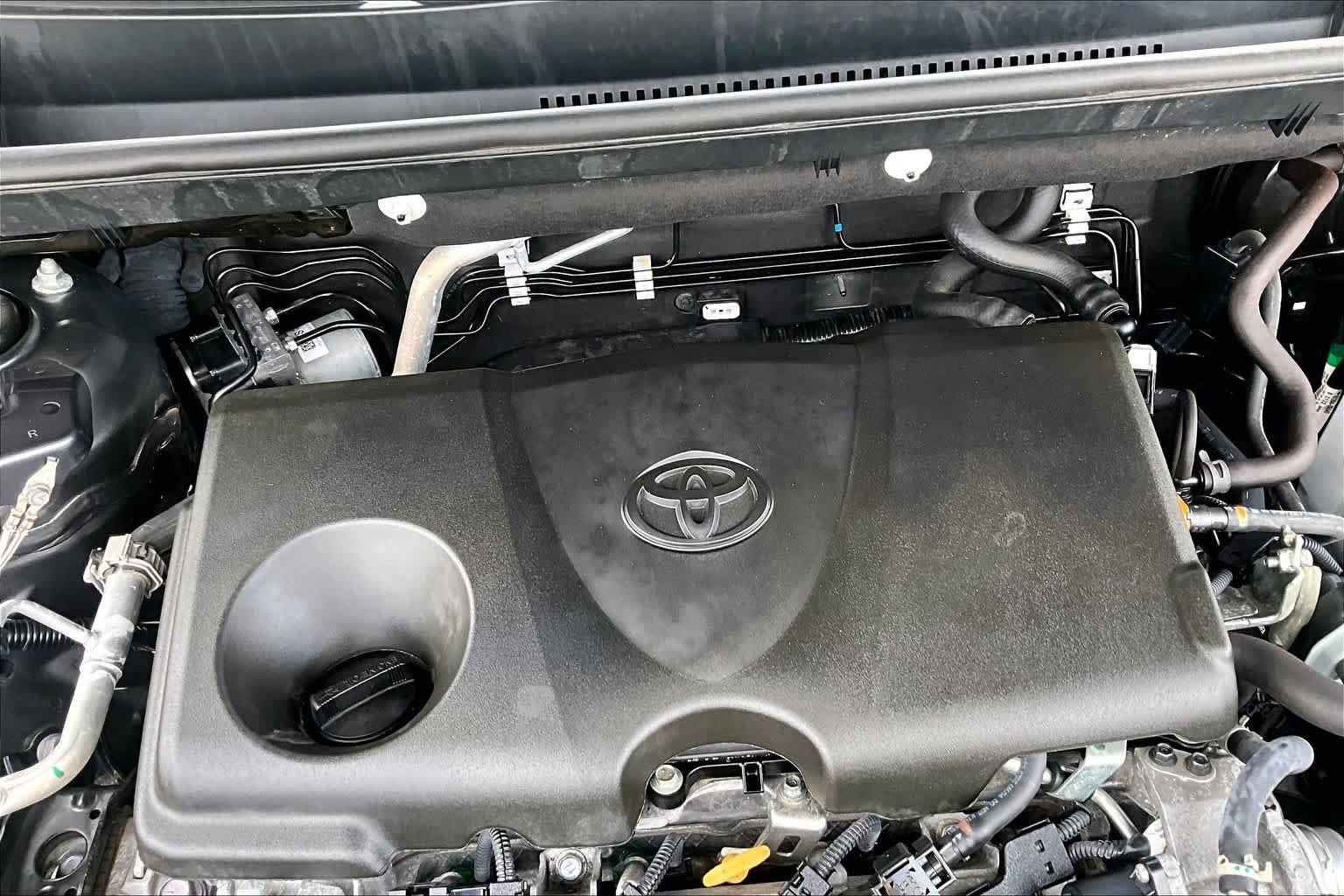 Used 2024 Magnetic Gray Metallic Toyota XLE image 33