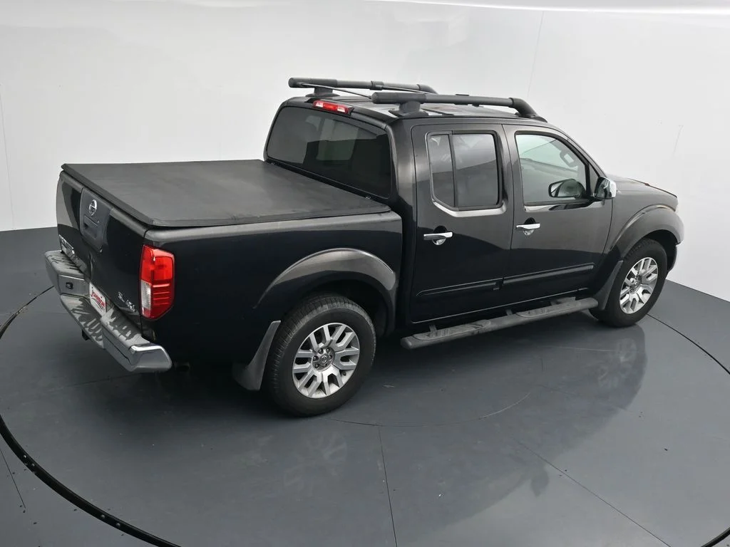 Used 2012 Black Nissan SL image 28