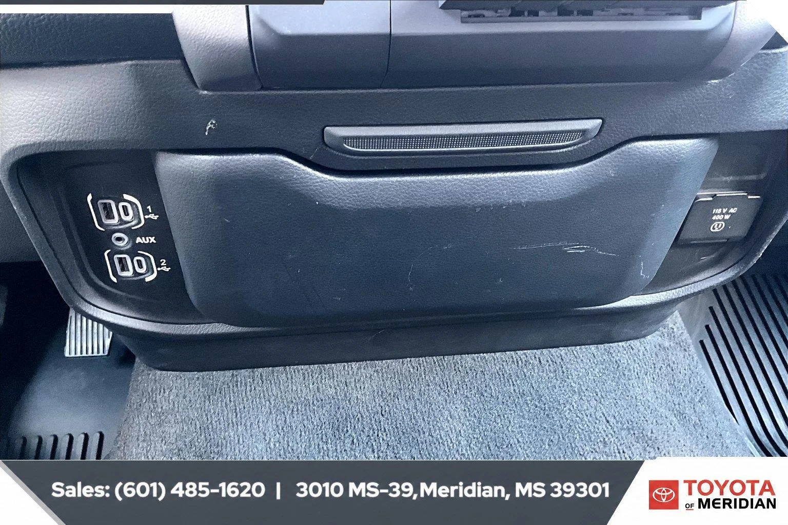 Used 2023 Bright White Clearcoat Ram Laramie image 22
