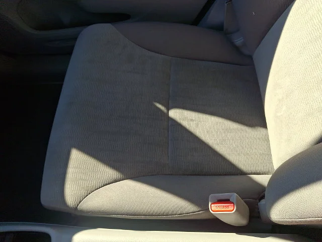 Used 2012 Silver Honda LX image 25