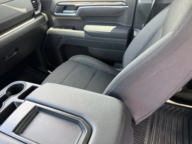 Used 2025 Red Hot Chevrolet LT (2FL) image 21