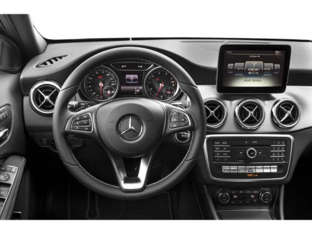 Used 2019 Black Mercedes-Benz GLA 250 image 7