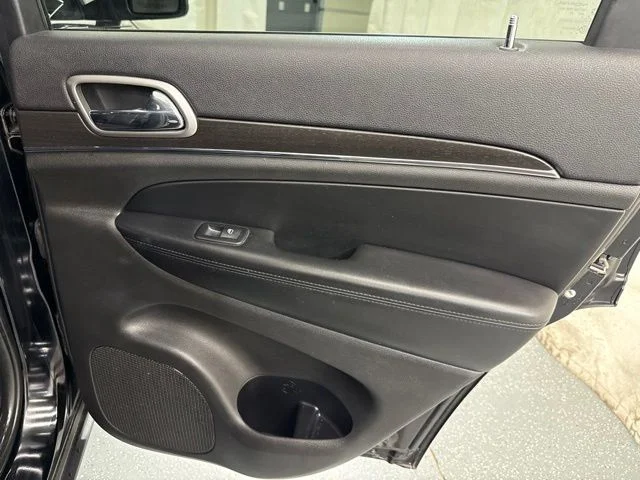 Used 2018 Black Jeep Limited image 11