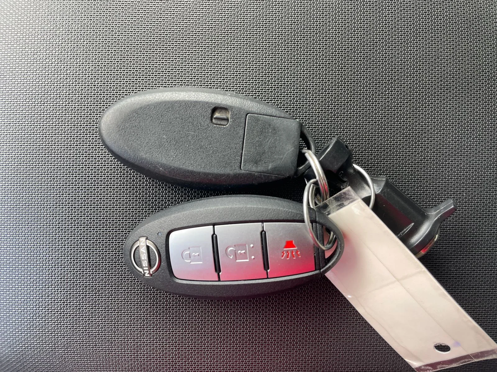 Used 2023 White Nissan PRO-4X image 29