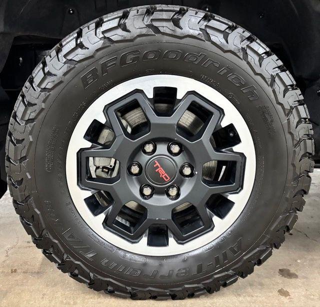 Used 2025 CUTTING EDGE Toyota  image 8