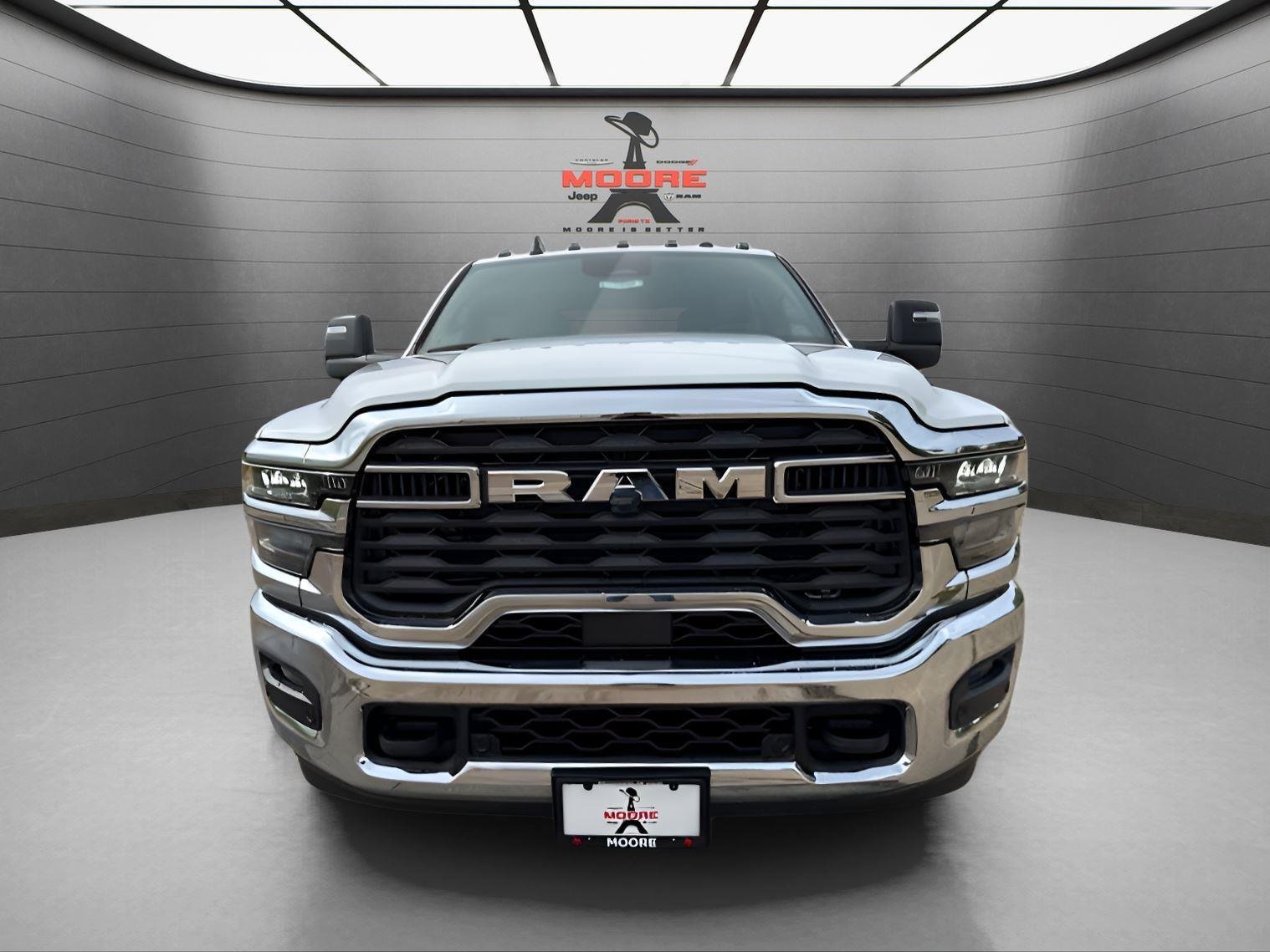 New 2026 Bright White Clear-Coat Exterior Paint RAM Tradesman image 2