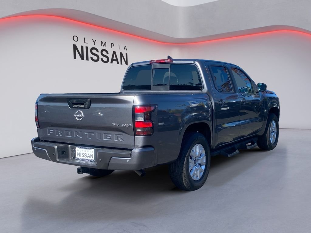 Used 2022 Gray Nissan SV image 6