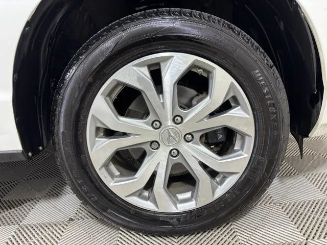 Used 2014  Acura Technology Package image 24