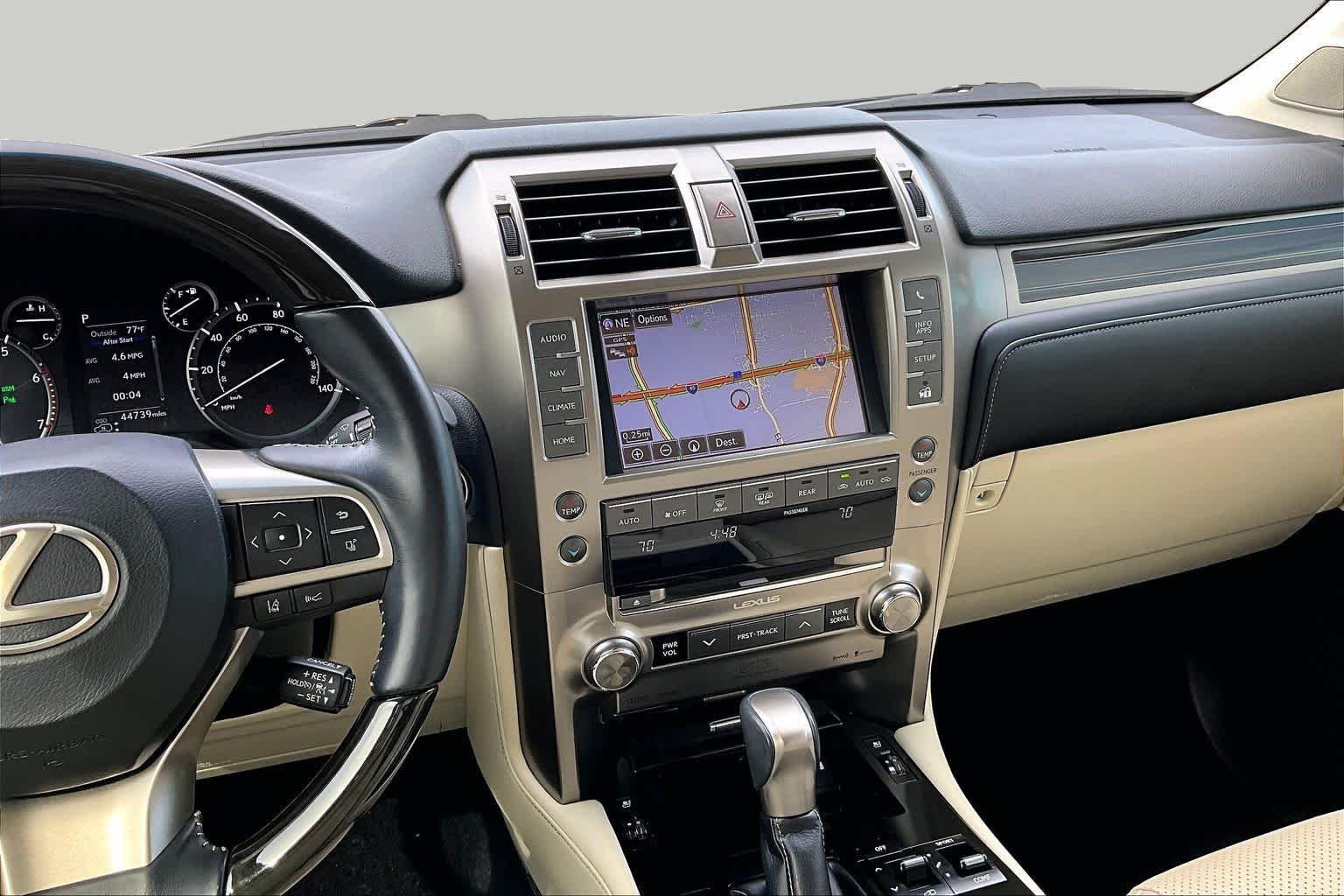 Used 2020 Starfire Pearl Lexus Luxury image 7