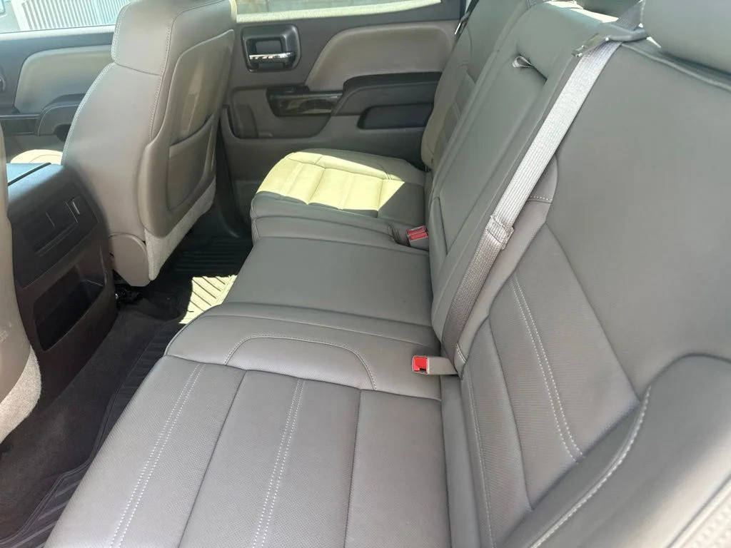 Used 2015 Gray GMC Denali image 30