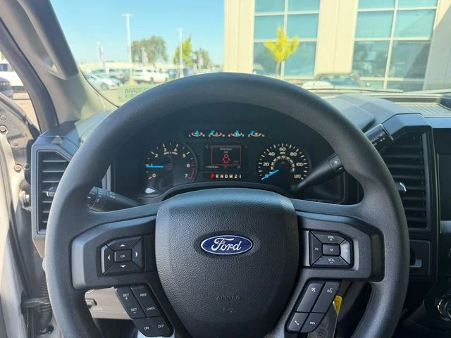 Used 2017 Silver Ford XL image 17