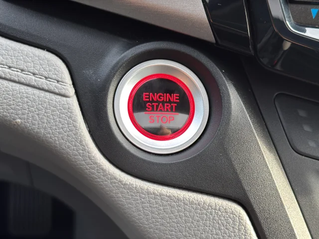 Used 2024 Blue Honda EX-L image 13