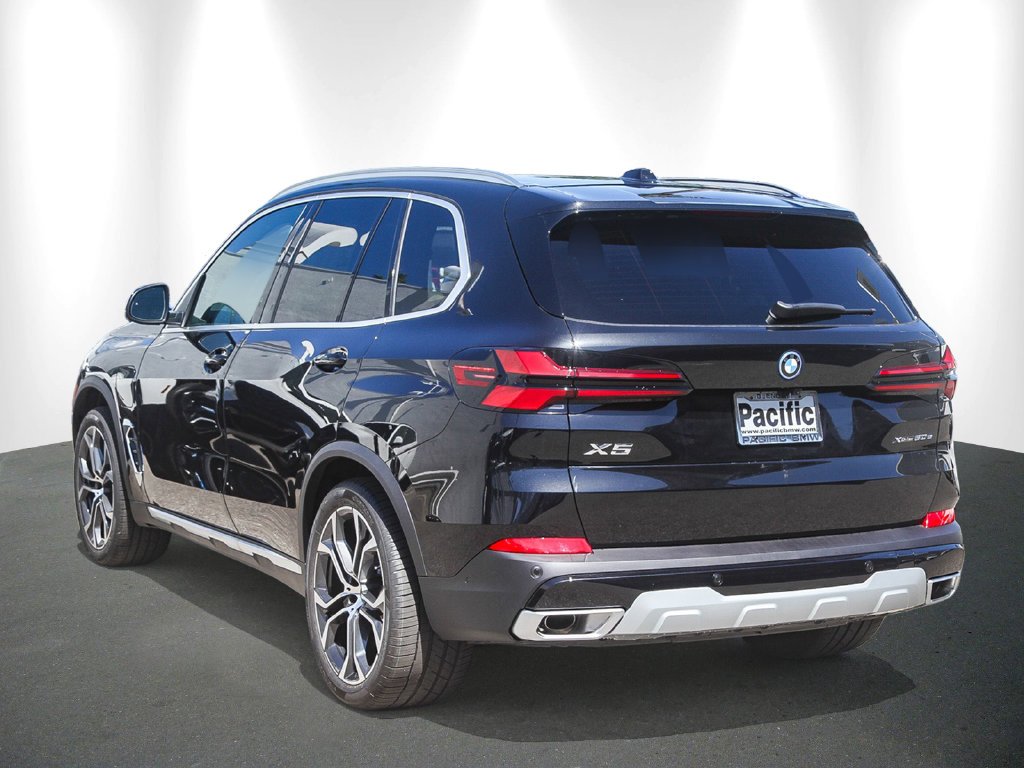 2026 BMW X5 photo 4