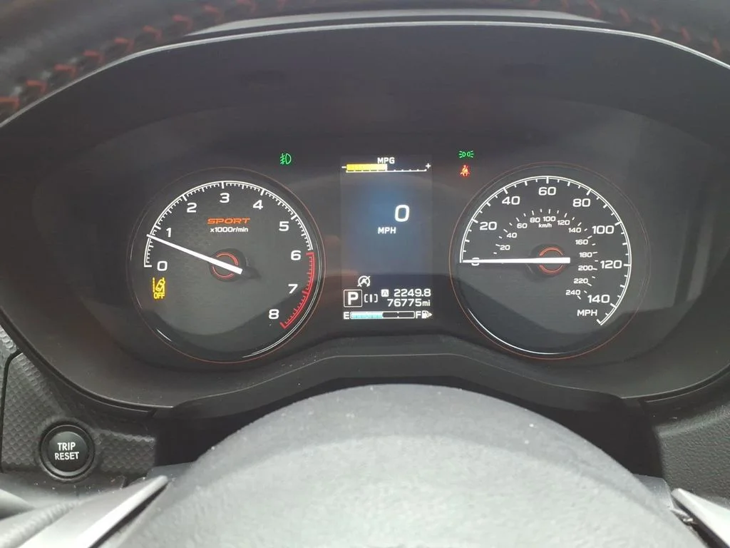 Used 2020 Silver Subaru Sport image 33