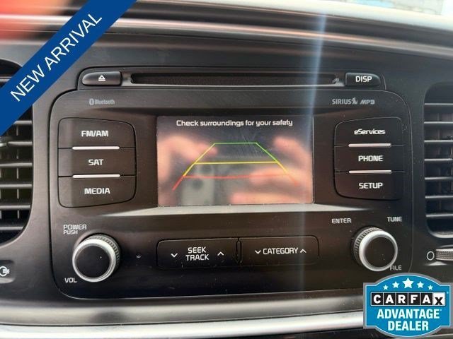 Used 2016 Aurora Black Kia Base image 11