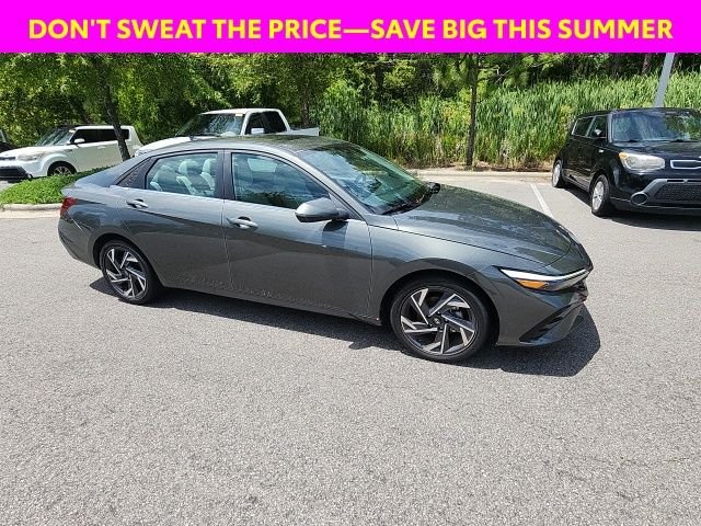Used 2025 Gray Hyundai Limited image 13