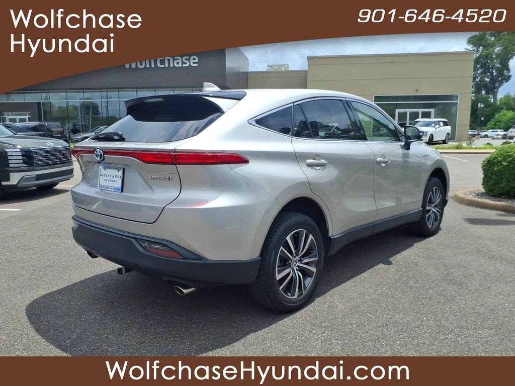 Used 2021 Silver Toyota LE image 5