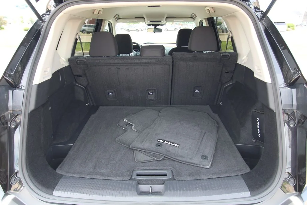 Used 2023 Black Nissan S image 12