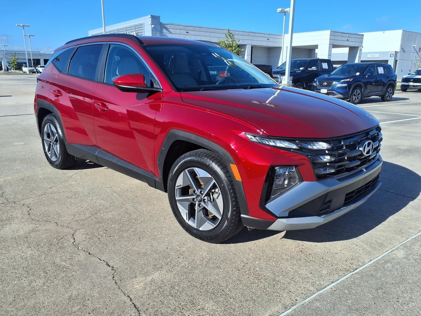 Used 2025 Ultimate Red Hyundai SEL image 3