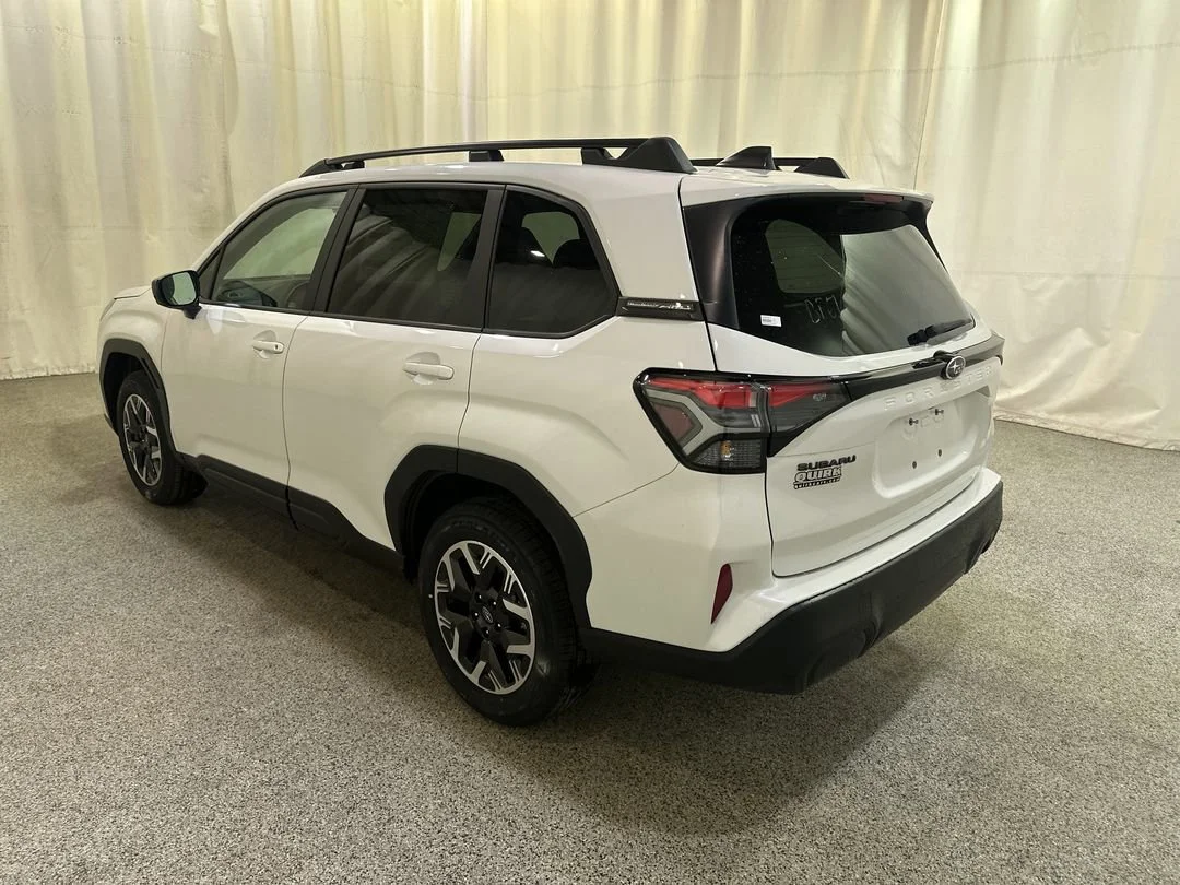 New 2026 Crystal White Pearl Subaru Premium image 9