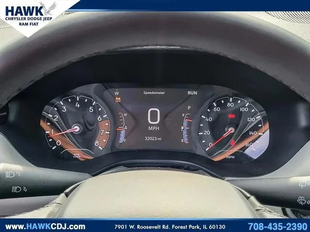 Certified Used 2025 Silver Jeep Limited image 14
