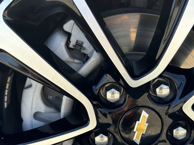 Used 2025 White Chevrolet LT image 12