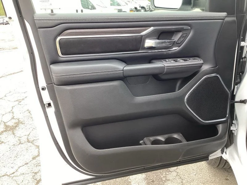 New 2026 Bright White Clear-Coat Exterior Paint RAM Laramie image 20