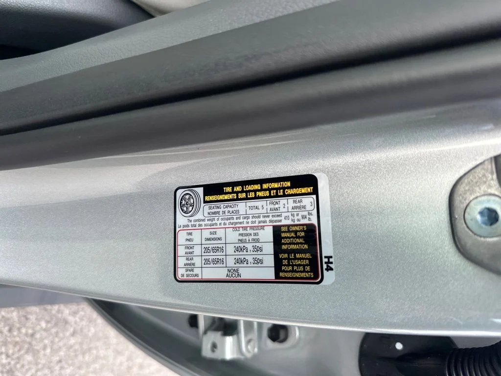 Used 2026 Aero Silver Hyundai SE image 28