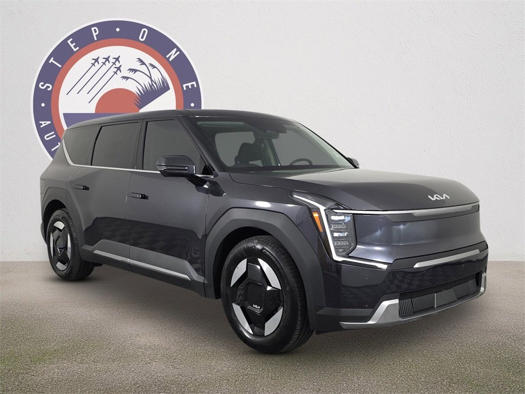 Used 2026 Kia EV9 Light L/R with VIN 5XYAB5S12TG005376 for sale in Fort Walton Beach, FL