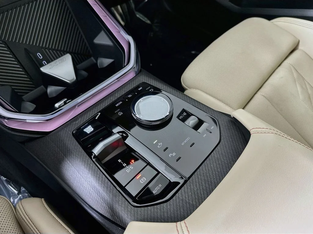 New 2026 Gray Metallic BMW 30 xDrive image 20