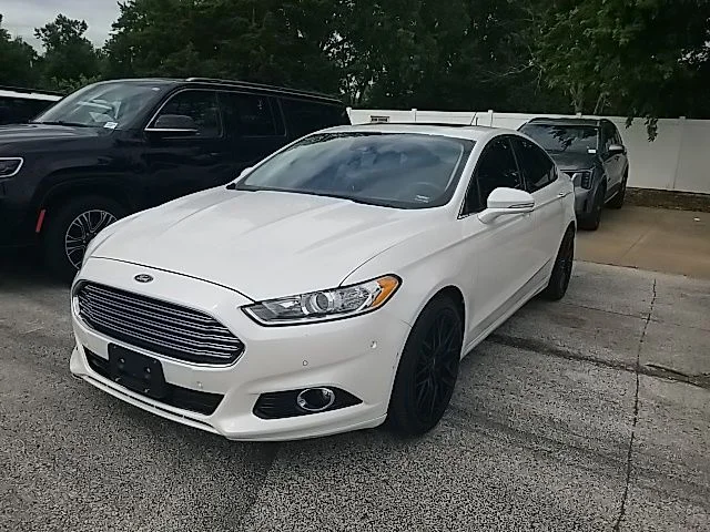 Used 2013 White Ford Titanium image 12