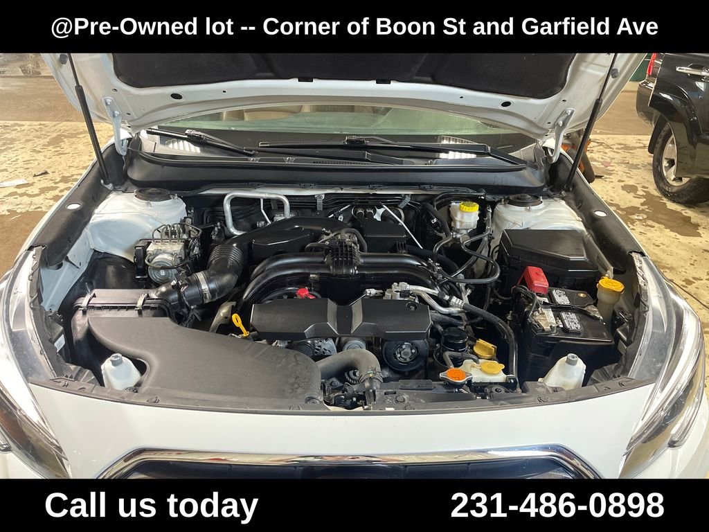 Used 2019 White Subaru 2.5i image 10