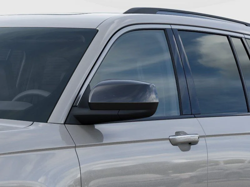 New 2026 Silver Zynith Exterior Paint Jeep Limited Reserve image 14
