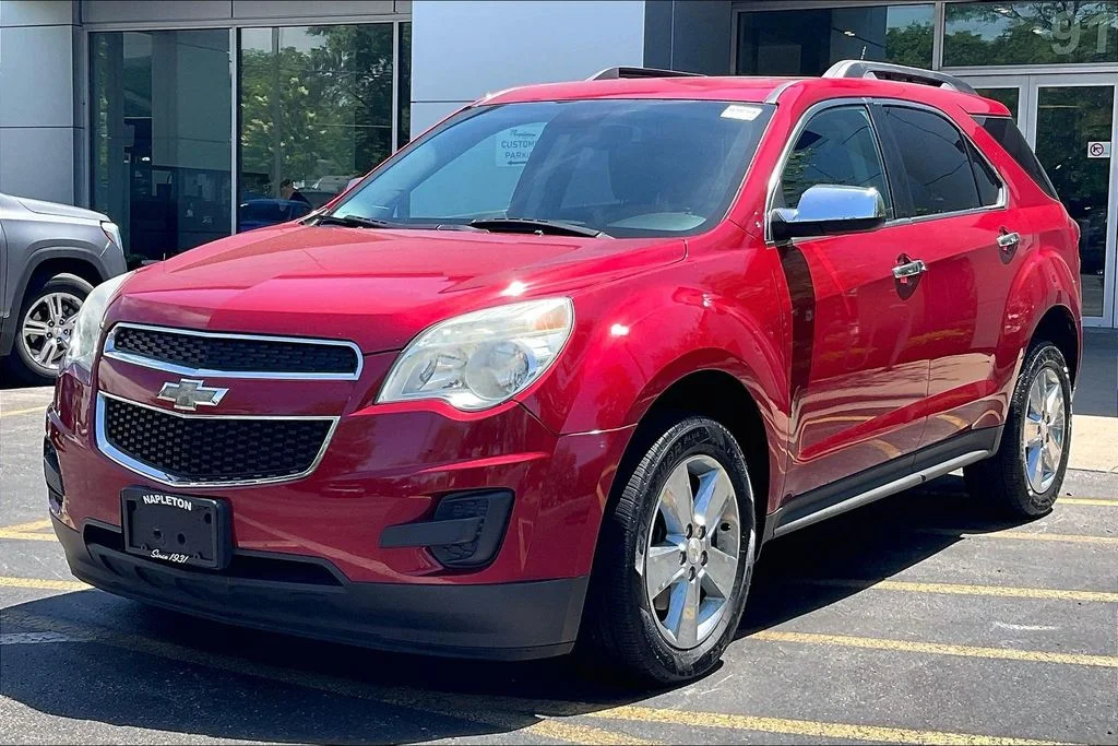 Used 2013 Red Chevrolet LT image 15