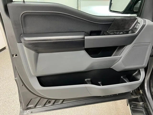 Used 2025 Gray Ford XLT image 21
