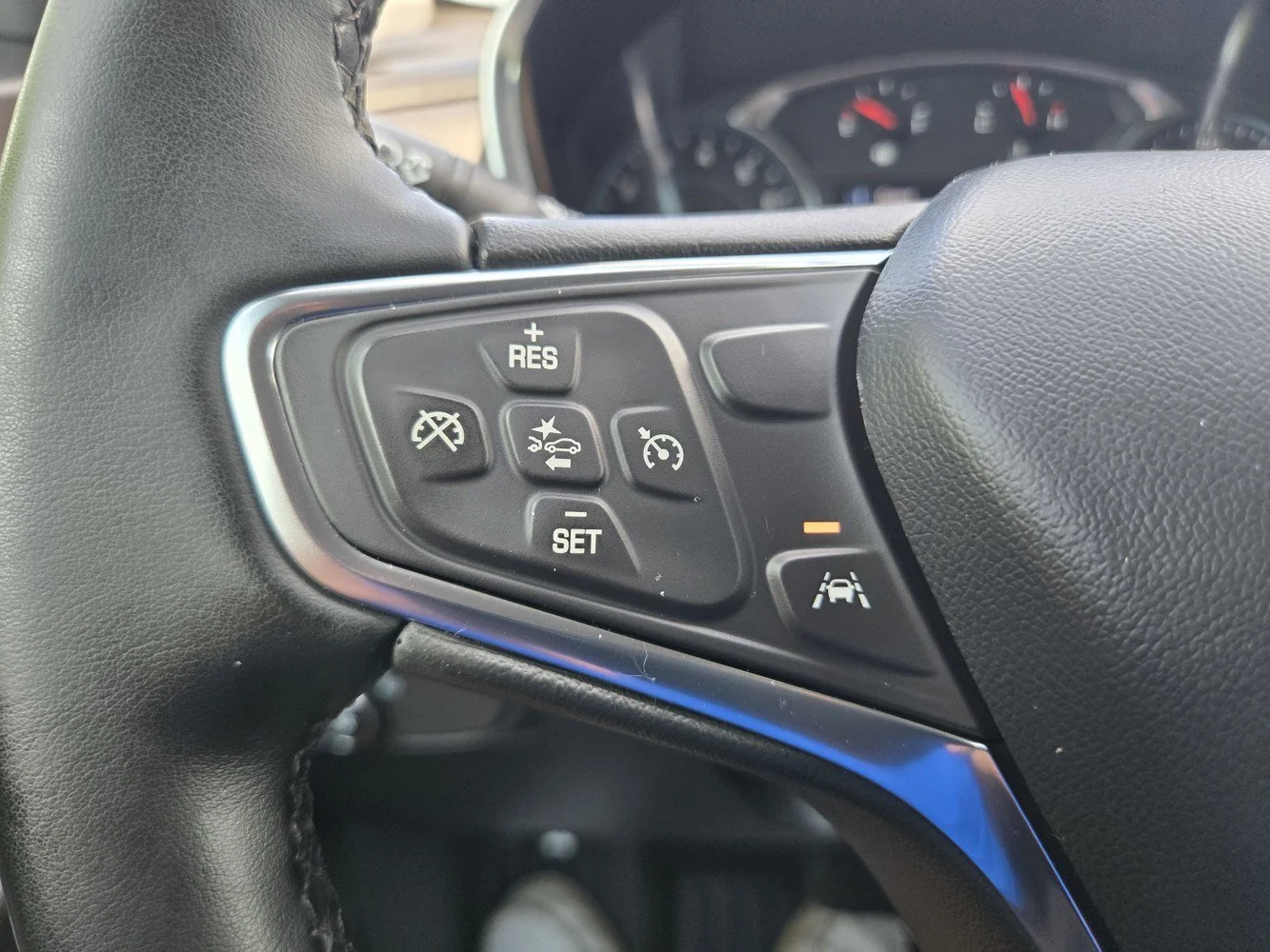 2024 Chevrolet Equinox LT - Photo 18