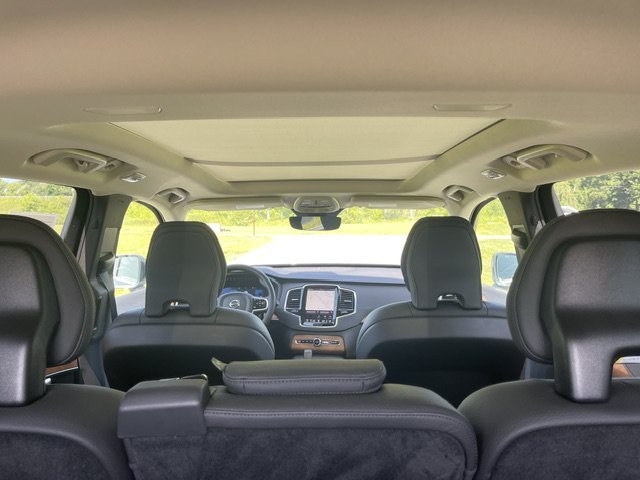 Used 2025 Blue Volvo Plus image 16