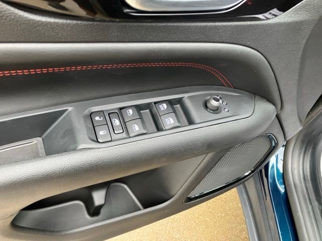 New 2026 Fathom Blue Pearl-Coat Exterior Paint Jeep Trailhawk image 9