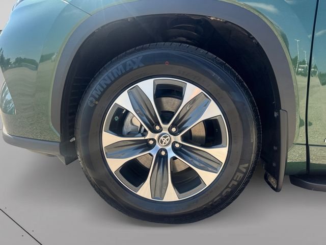 Certified Used 2025 Cypress Toyota XLE image 9
