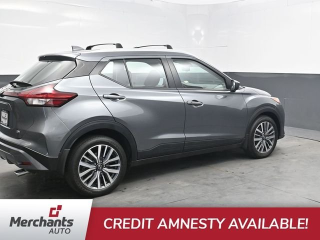Used 2024 Gray Nissan SV image 8