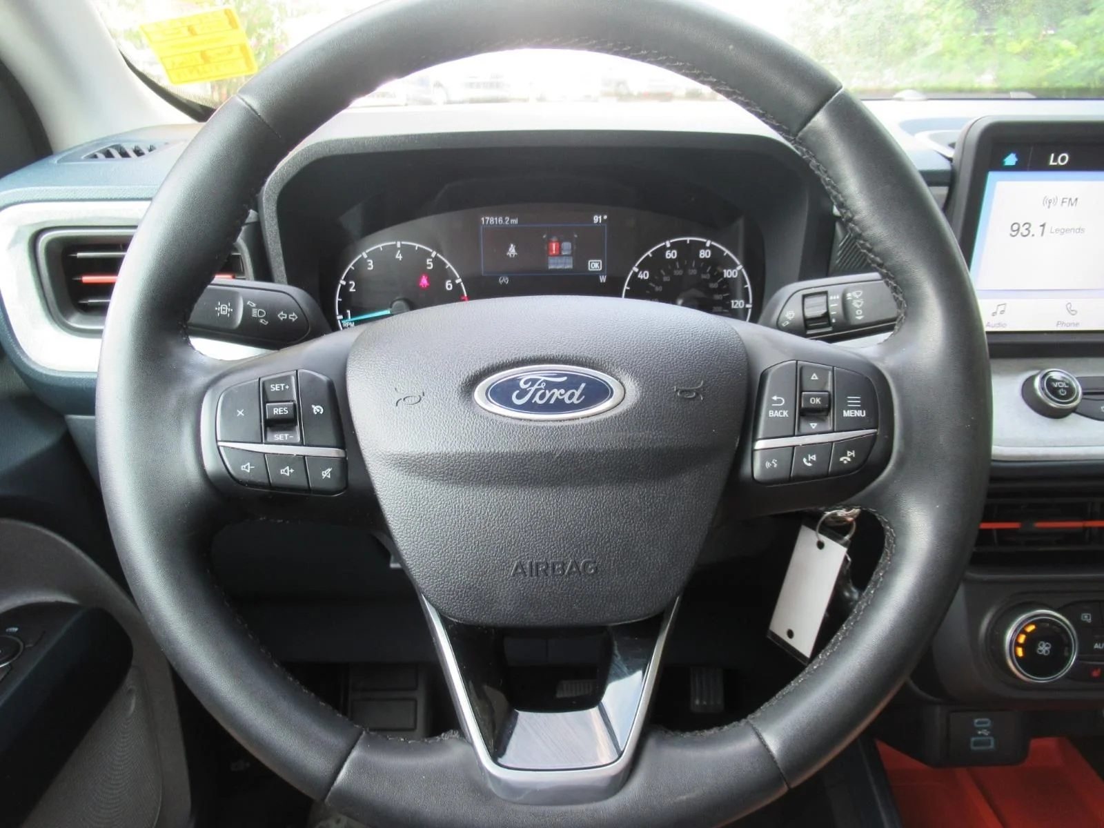 Used 2024 Black Ford XLT image 25