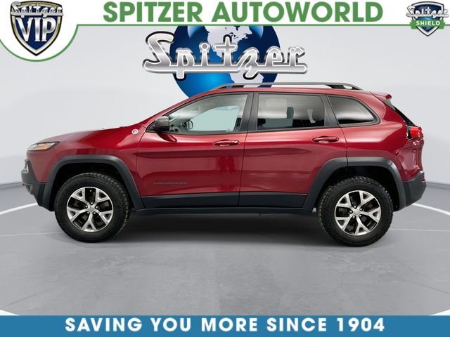 Used 2015 Red Jeep Trailhawk image 6