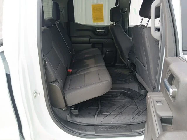 Used 2025 White Chevrolet Custom image 24